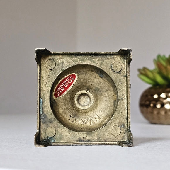 Vintage 7" Handcrafted Solid Brass Candlestick Holder Patina Square Bass - Picture 6 of 10